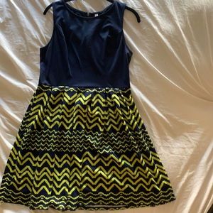 Xhilaration geometric dress in large